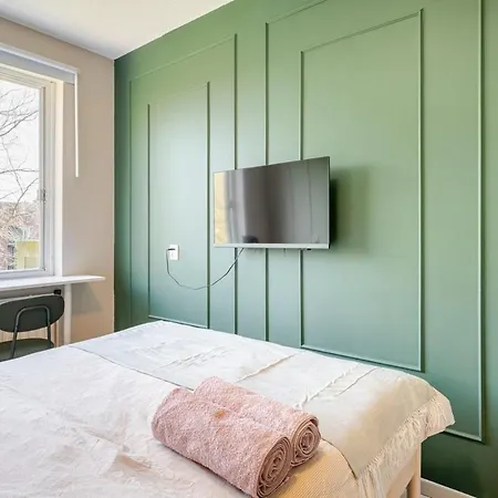 In 10 Minutes - Nearby Metro Séjour chez l'habitant Amsterdam