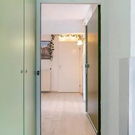 In 10 Minutes - Nearby Metro Séjour chez l'habitant *